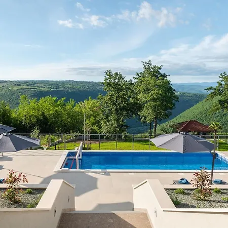 Villa Callista Matea Hébergement de vacances Cubanici